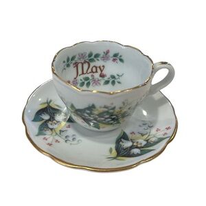 Golden Crown Fine China Tea Cup & Saucer Set